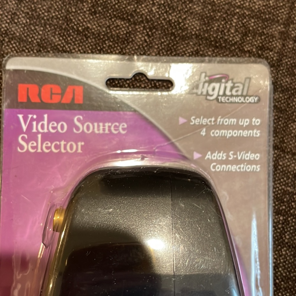 💚 RCA Video Source Selector NIB - Picture 2 of 5